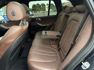 BMW X5 M50D 400Pk M-Pakket High Executive Pano Softclose picture 16