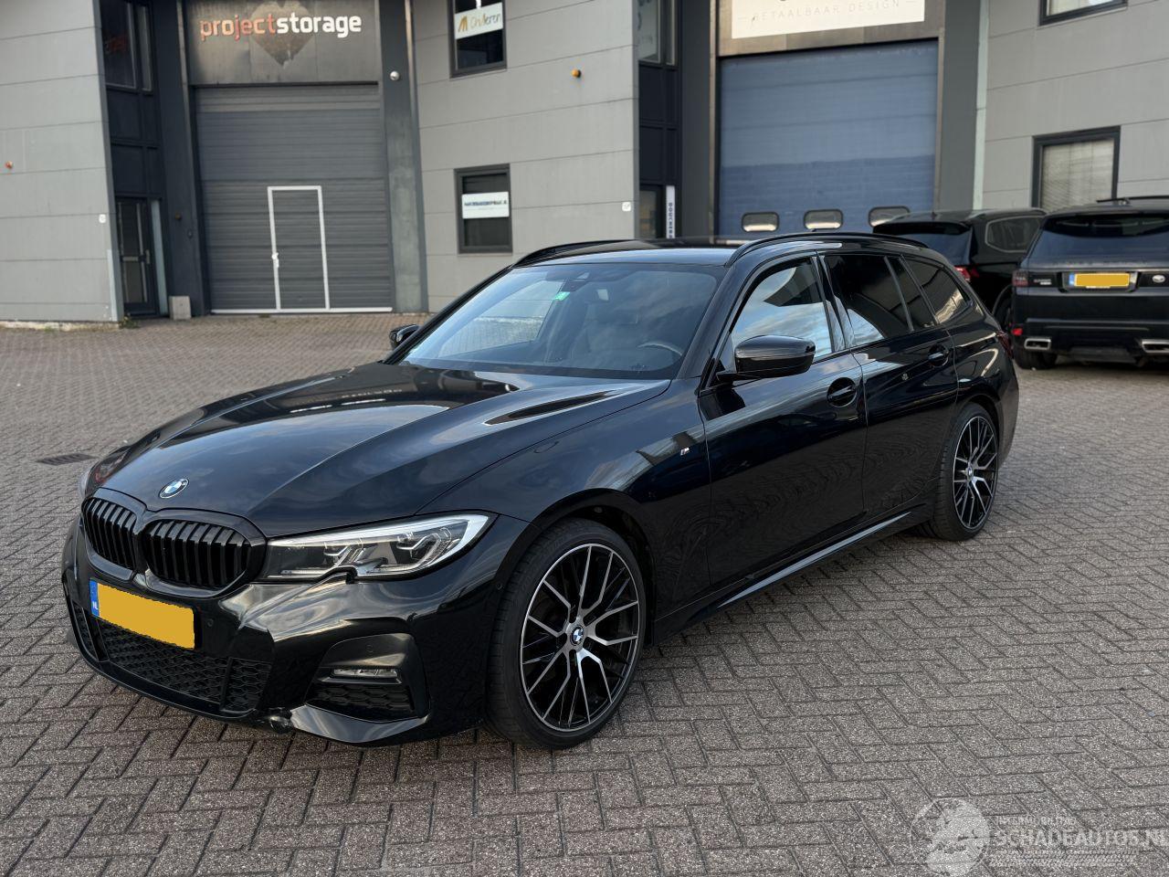 BMW 3-serie 320i 184Pk  M-Pakket Sfeerverlichting