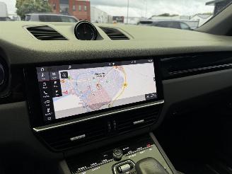Porsche Cayenne 3.0 340Pk Pano picture 13