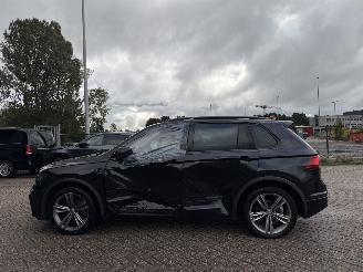 Volkswagen Tiguan 2.0 TDI Automaat Pano R-Line picture 6
