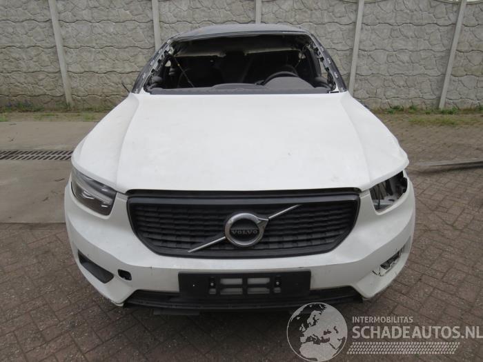 Volvo XC40 XC40 (XZ), SUV, 2017 1.5 T3 12V