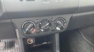 Suzuki Swift Swift (ZA/ZC/ZD1/2/3/9), Hatchback, 2005 / 2011 1.3 VVT 16V picture 15