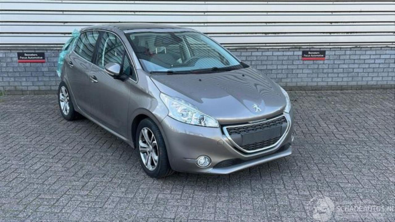 Peugeot 208 208 I (CA/CC/CK/CL), Hatchback, 2012 / 2019 1.2 Vti 12V PureTech 82