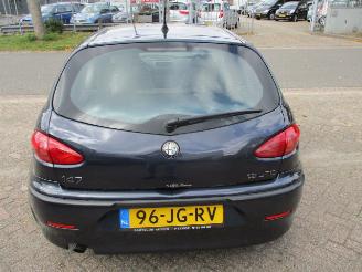 Alfa Romeo 147 1.9 JTD DISTINCTIVE CLIMA picture 7