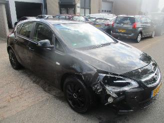 Opel Astra 1.4 BUSINESS EDITION AIRCO NAVI picture 4