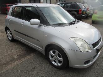 Suzuki Swift 1.3 SHOGUN AIRCO picture 4