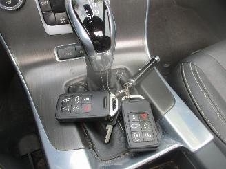 Volvo V-60 2.4 D6 AWD PLUG-IN HYBRID R-DESIGN picture 25