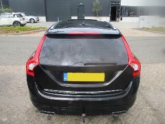 Volvo V-60 2.4 D6 AWD PLUG-IN HYBRID R-DESIGN picture 10
