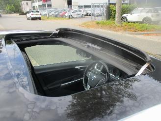 Volvo V-60 2.4 D6 AWD PLUG-IN HYBRID R-DESIGN picture 12
