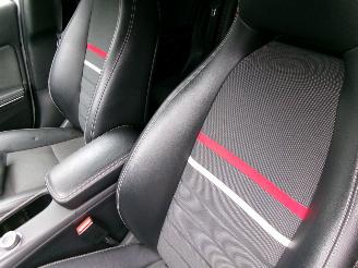 Mercedes A-klasse 180 AMBITION AIRCO NAVI picture 15