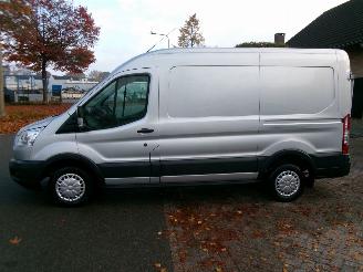 Ford Transit TDCI  L2 H2 3 PERSOONS AIRCO picture 2