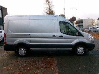 Ford Transit TDCI  L2 H2 3 PERSOONS AIRCO picture 5