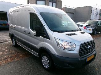 Ford Transit TDCI  L2 H2 3 PERSOONS AIRCO picture 4