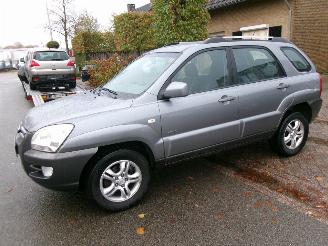 Auto incidentate Kia Sportage 2.0 CRDI 4WD AUTOMAAT GEEN SCHADE 2005/11