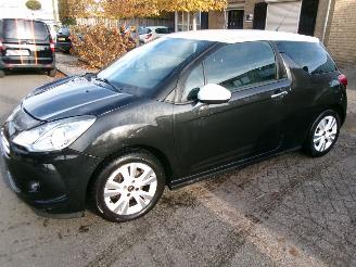 damaged passenger cars Citroën DS3 1.6 SO CHIC CLIMA 2010/5