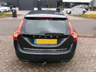 Volvo V-60 2.4 D6 AWD PLUG-IN HYBRID SUMMUM picture 8