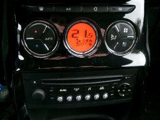 Citroën DS3 1.6 e-HDI SO CHIC CLIMA picture 15