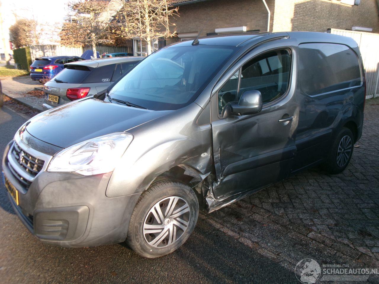 Peugeot Partner 120 1.6 HDI 75 PREMIUNM PACK AIRCO NAVI