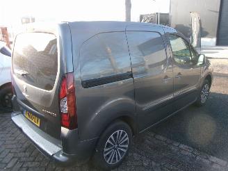 Peugeot Partner 120 1.6 HDI 75 PREMIUNM PACK AIRCO NAVI picture 13