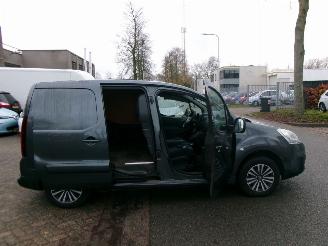Peugeot Partner 120 1.6 HDI 75 PREMIUM PACK AIRCO NAVI picture 7