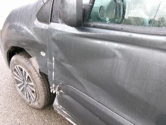 Peugeot Partner 120 1.6 HDI 75 PREMIUM PACK AIRCO NAVI picture 16