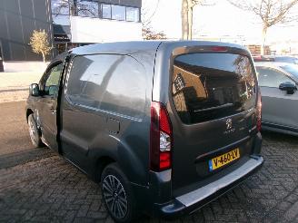 Peugeot Partner 1.6 HDI 75 PREMIUM PACK AIRCO NAVI picture 8