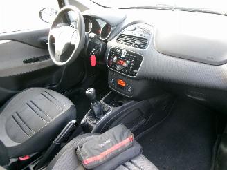 Fiat Punto Evo 1.3 M-JET DYNAMIC CLIMA 5 DEURS picture 11