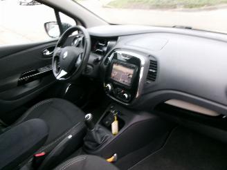 Renault Captur TCE LIMITED CLIMA NAVI picture 13