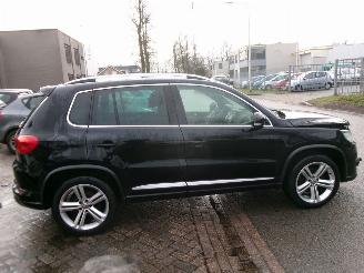 Volkswagen Tiguan 1.4 TSI SPORT &STYLE R-LINE EDITION picture 6