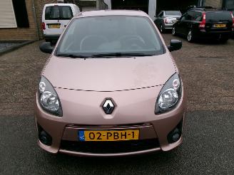 Renault Twingo 1.2-16V MISS SIXTY GEEN SCHADE picture 3