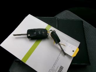 Volkswagen Up! 1.0 HIGH UP WHITE AIRCO NAVI picture 19