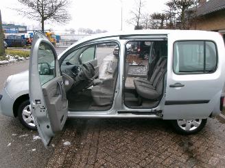 Renault 10 1.6-16V PRIVILEGE FAMILY AIRCO picture 10