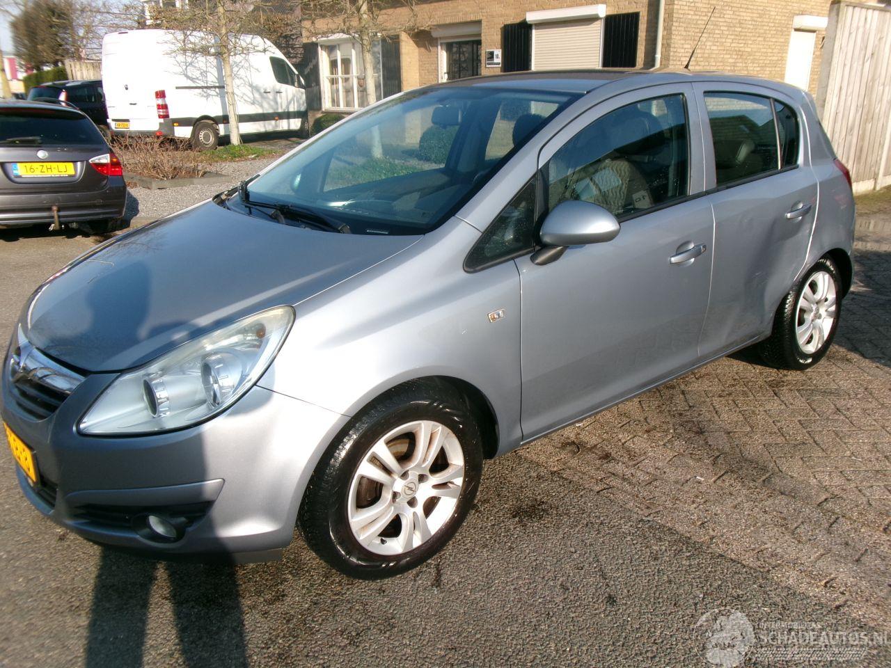 Opel Corsa 1.4-16V ENJOY AIRCO
