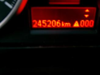 BMW 3-serie 318 I BUSINESS LINE CLIMA NAVI picture 17