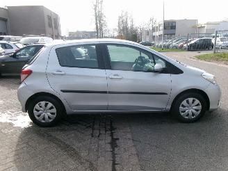 Toyota Yaris 1.3 VVT-I NOW AIRCO picture 5