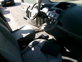 Renault Kangoo FAMILY 1.6-16V E3XPRESSION AUTOMAAT picture 15
