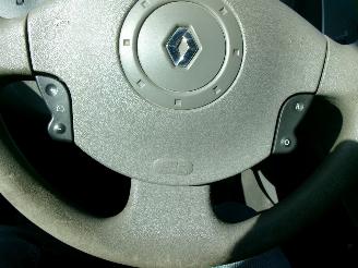 Renault Kangoo FAMILY 1.6-16V E3XPRESSION AUTOMAAT picture 20