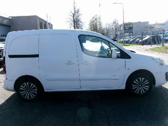 Peugeot Partner 120 1.6 HDI AIRCO picture 5