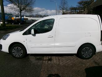 Peugeot Partner 120 1.6 HDI AIRCO picture 2