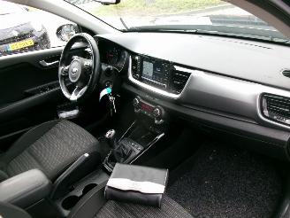 Kia Stonic 1.0 T-GDI DYNAMIC PLUSLINE picture 11