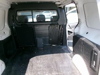 Citroën Berlingo 1.6 I CLUB BENZINE picture 13