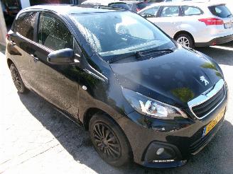 Peugeot 108 1.0e-VTI ACTIVE AIRCO picture 4