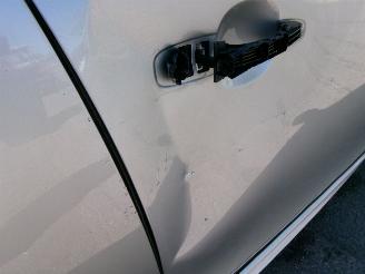 Volvo V-40 1.6 D2 SUMMUM picture 9