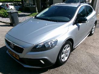 Volvo V-40 1.6 D2 SUMMUM picture 1