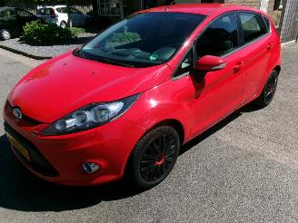 skadebil auto Ford Fiesta 1.25 LIMITED AIRCO 2011/12