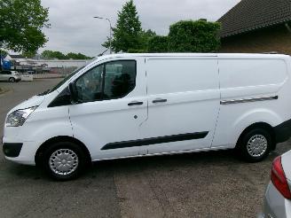 Ford Transit Custom 290 2.2 TDCI L2 H1 picture 2