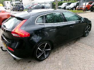 Volvo V-40 2.0 D4 R-DESIGN BUSINESS picture 6