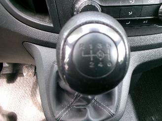 Mercedes Vito 111 CDI FUNCTIONAL LANG AIRCO NAVI picture 18