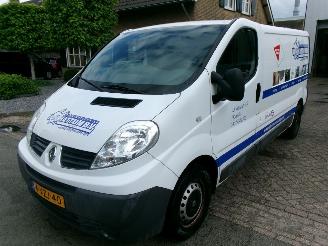 damaged commercial vehicles Renault Trafic 2.0 DCI L2 GENERIQUE 2012/10