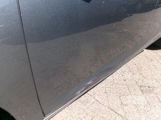 Volvo V-40 1.6 DIESEL MOMENTUM picture 11
